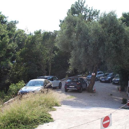 Apartmani Lime Petrovac ภายนอก รูปภาพ