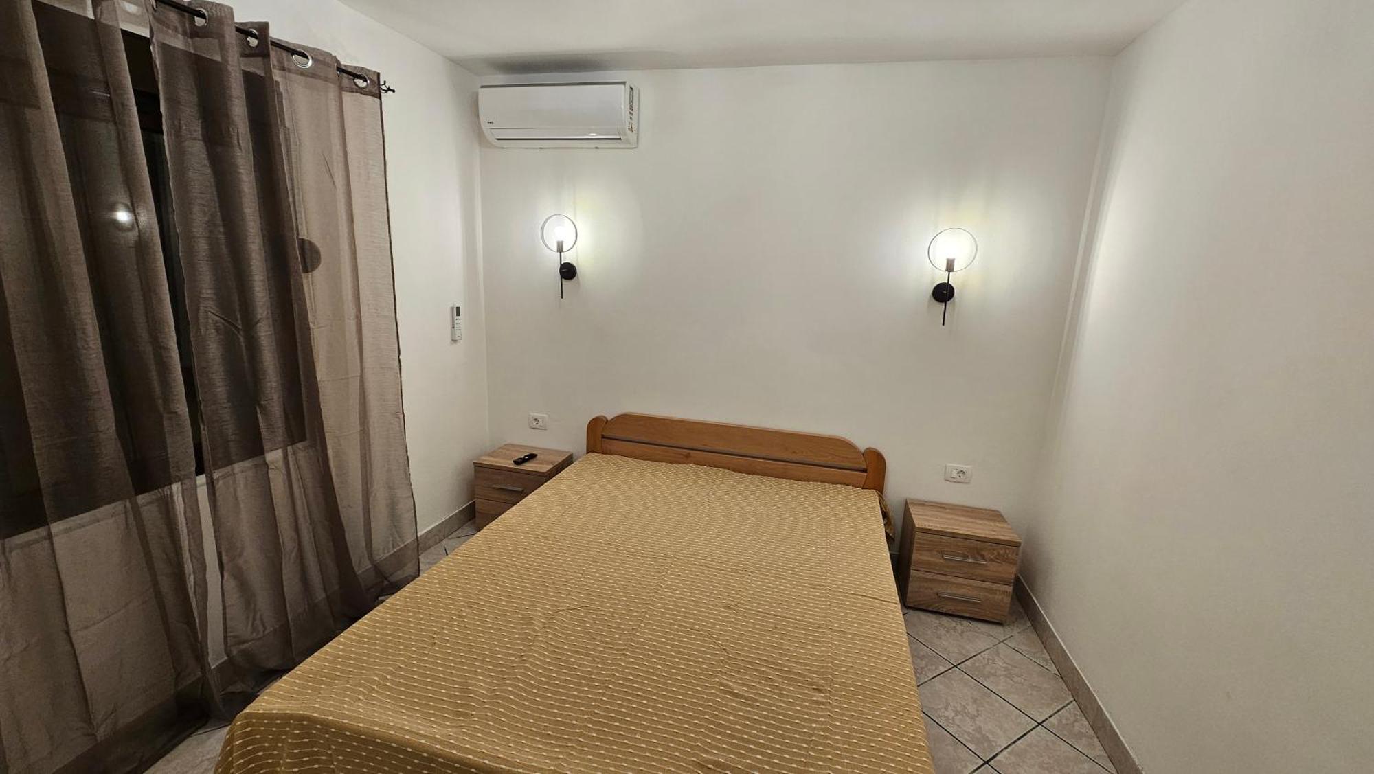 Apartmani Lime Petrovac ภายนอก รูปภาพ