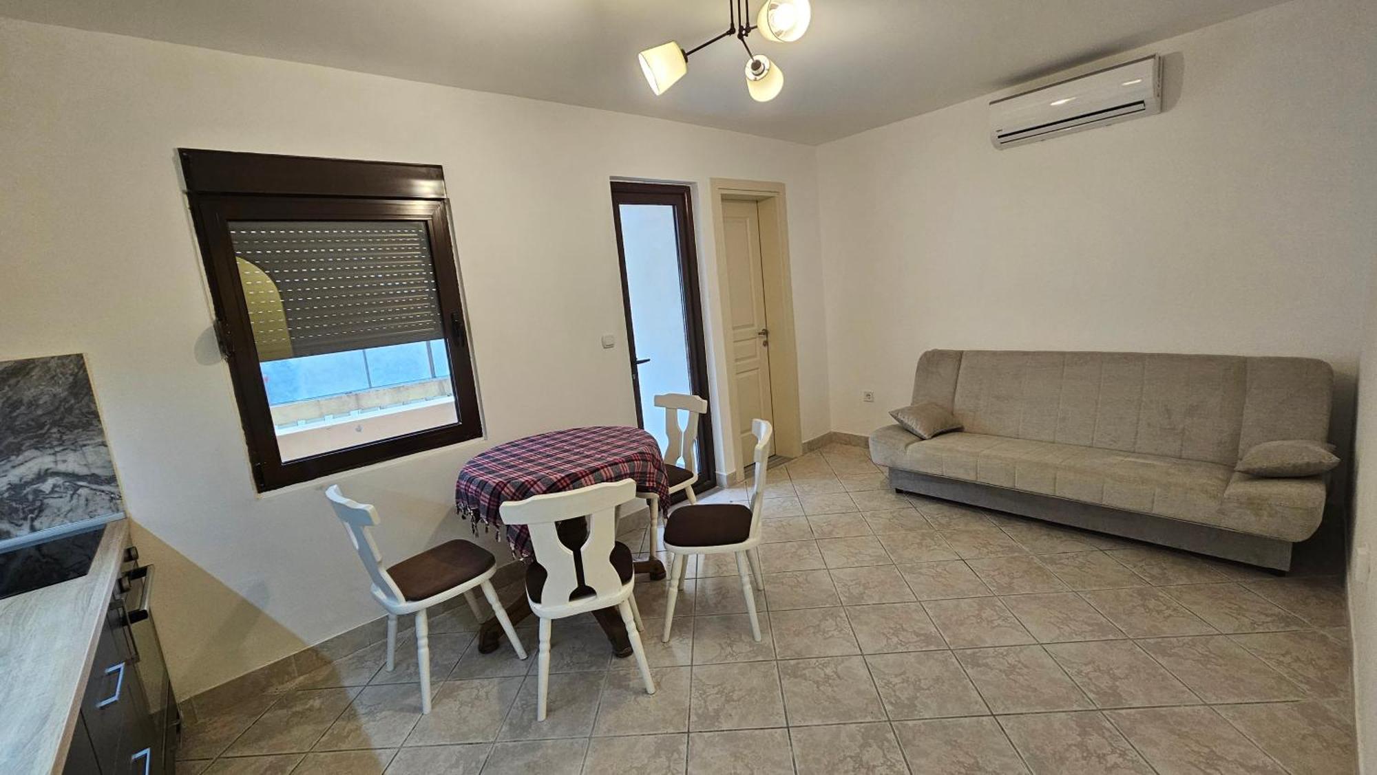 Apartmani Lime Petrovac ภายนอก รูปภาพ