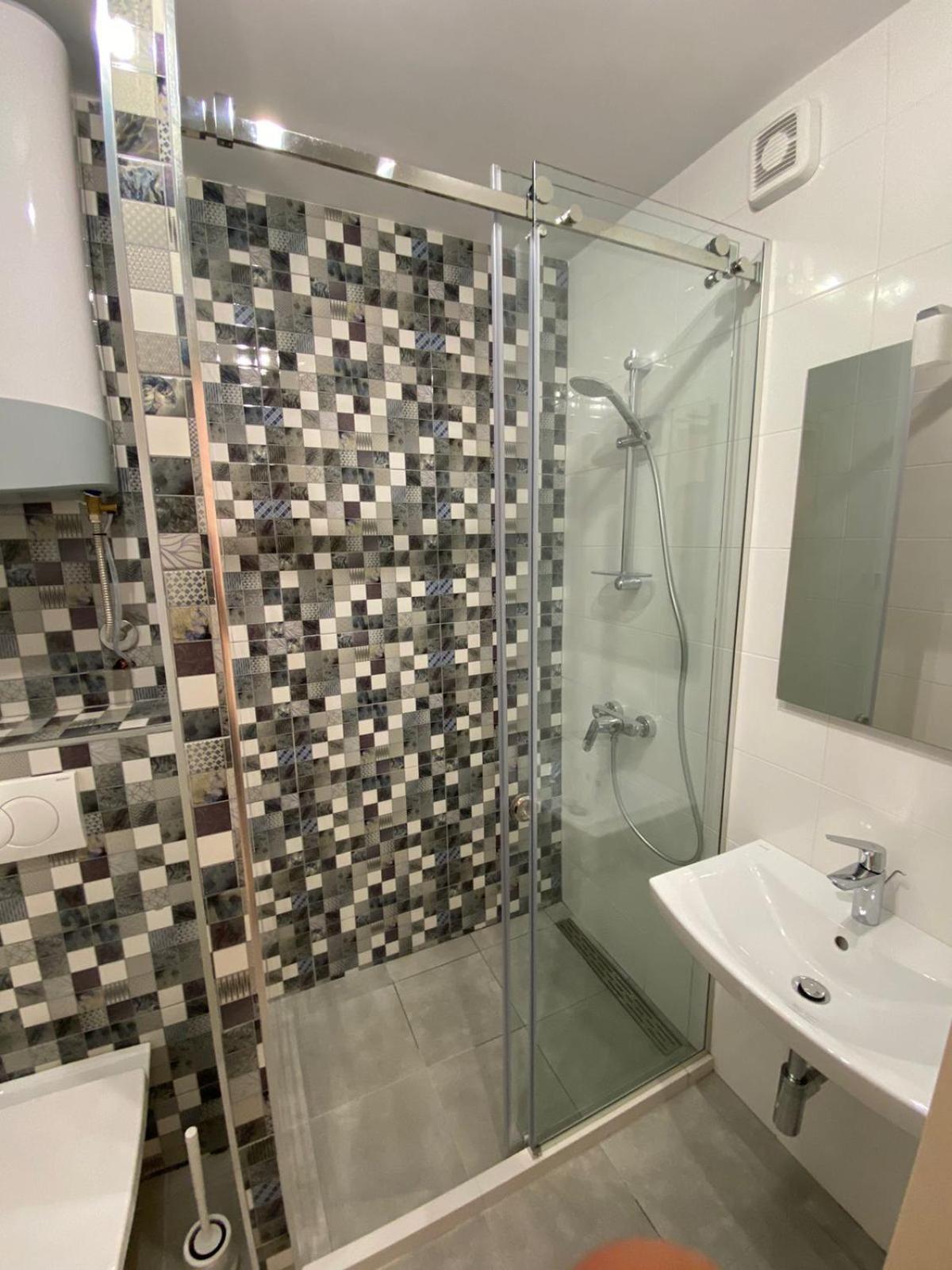 Apartmani Lime Petrovac ภายนอก รูปภาพ