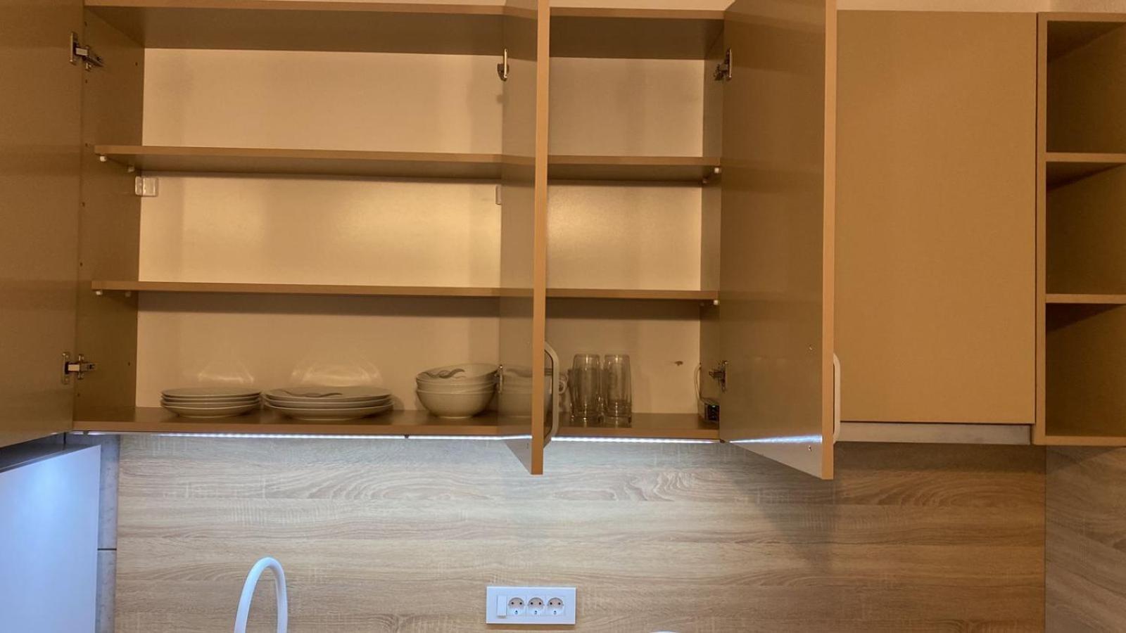 Apartmani Lime Petrovac ภายนอก รูปภาพ