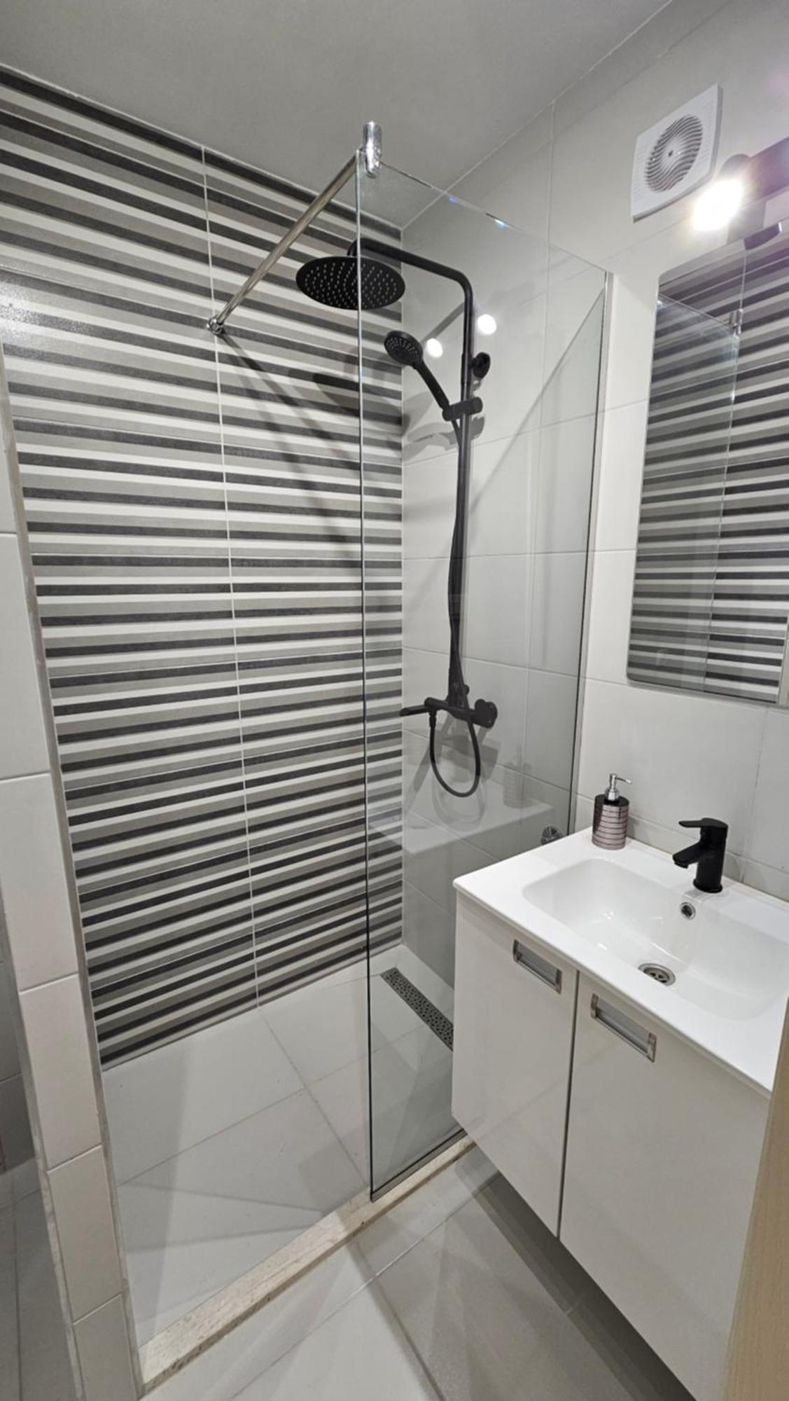 Apartmani Lime Petrovac ภายนอก รูปภาพ