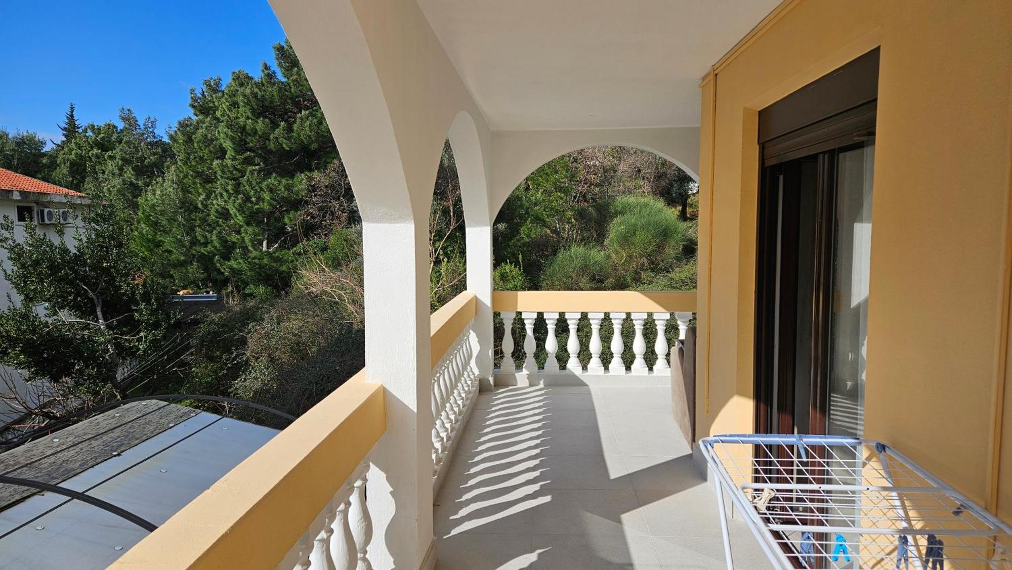 Apartmani Lime Petrovac ภายนอก รูปภาพ