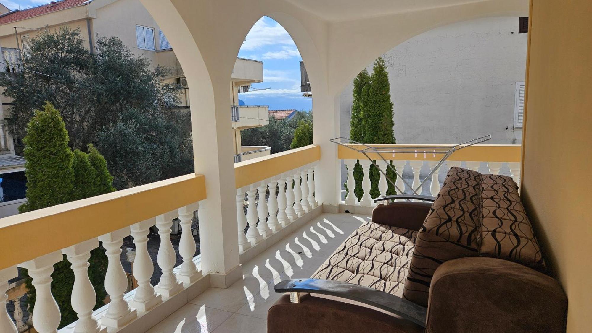 Apartmani Lime Petrovac ภายนอก รูปภาพ