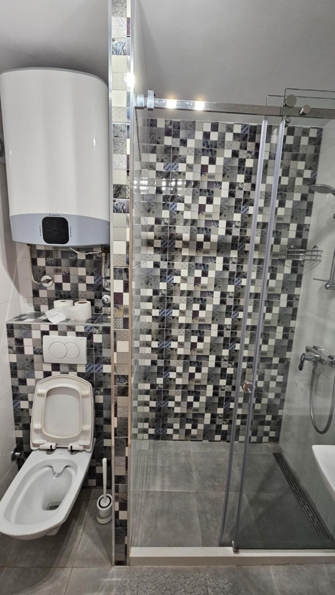 Apartmani Lime Petrovac ภายนอก รูปภาพ